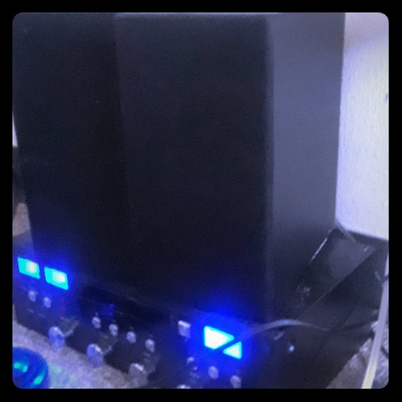 Bluetooth stero system (brand new) - Picture 1 of 1